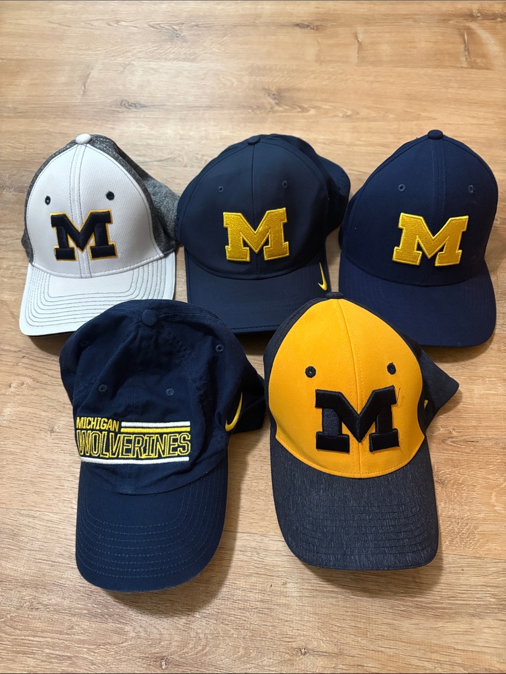 Bundle 5 Michigan Wolverines Yellow/Navy Logo Baseball Caps Hats